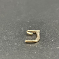 Ladies 9ct Yellow Gold Natural Diamond Letter J Pendant