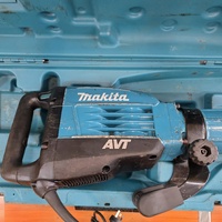 Makita HM1317C 1510W 17kg Demolition Jack Hammer in Makita Roller Case