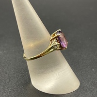 Ladies 9ct Yellow Gold Purple Gemstone Ring