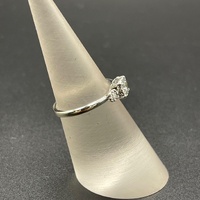 Ladies 10ct White Gold Natural Diamond Ring