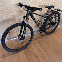 Trek Marlin 5 Gen 2 Suntour XCT 30 Mountain Bike