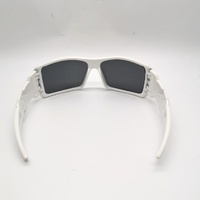 Oakley Oil Rig Sunglasses White Frame Grey Lens with Case