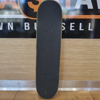 UMA 31" Skateboard Complete with Industrial Trucks – Street & Park Deck