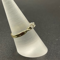 Ladies 9ct Yellow Gold Natural Diamond Ring