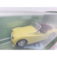 Vitesse 240 Triumph TR3A 1959 Open Cabriolet Yellow Diecast Model Car