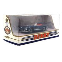 Matchbox Dinky DY033/A 1962 Mercedes Benz 300SL Roadster 1:43 Scale