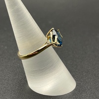 Ladies 14ct Yellow Gold Blue Gemstone Ring