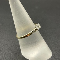 Ladies 10ct Yellow Gold Diamond Ring