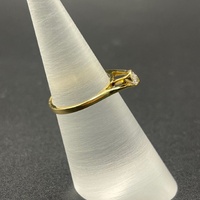 Ladies 18ct Yellow Gold Natural Diamond Ring