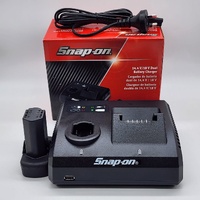 Snap-on CTR861G 14.4V 3/8 Inch Cordless Ratchet with 2.5Ah and Charger