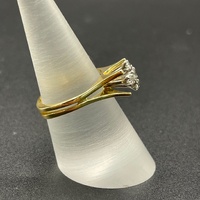 Ladies 18ct Yellow Gold Natural Diamond Ring