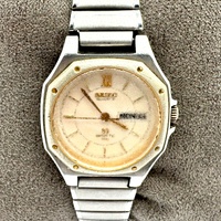 Seiko Quartz Octagonal Mens Day Date Champagne Dial Steel Bracelet