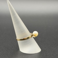 Ladies 9ct Yellow Gold White Pearl Ring