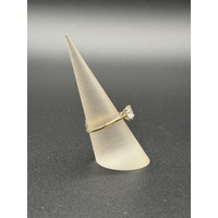Ladies 9ct Yellow Gold Cubic Zirconia Ring