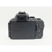 Nikon D5600 24.2MP DSLR Camera with AF-P 18-55mm VR Lens Bag Charger