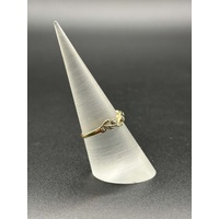 Ladies 9ct Yellow Gold Vine Pattern Diamond Ring