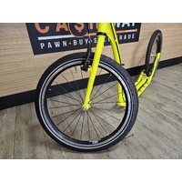 Kostka Twenty Max Adult Footbike Kick Scooter 20/20 Wheels 150kg Neon Yellow