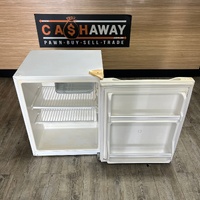 Lemair RQ-85M 80L Bar Fridge White Compact Refrigerator Freestanding