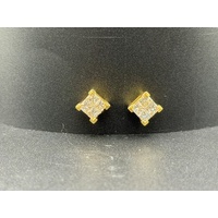 Ladies 18ct Yellow Gold Diamond Cluster Stud Earrings
