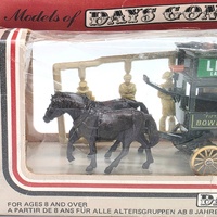 Lledo Days Gone 1983 Lipton Teas Fifth Avenue Horse Carriage Diecast Model