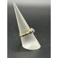 Ladies 9ct Yellow Gold Cubic Zirconia Ring