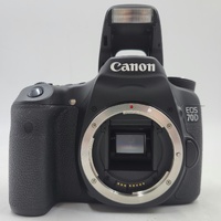 Canon EOS 70D 20.2MP DSLR Camera Kit EF-S 18-55mm IS STM Lens Battery Charger Bag