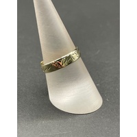 Unisex 9ct Yellow Gold Heart Print Band Ring