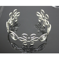 Continuous Flower Wavy Sterling Silver Open Bangle Bracelet 22.7 Grams NEW