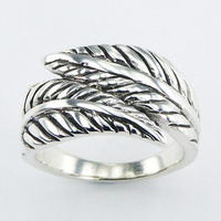 Graceful Antiqued Relief Ornate Silver Fern Leafs Designer Silver Ring 8.97g