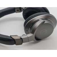 Audio Technica ATH-AR5BT Bluetooth Wireless Headphones Black (Pre-Owned)