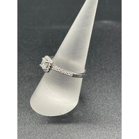 Ladies Solid 14ct White Gold Diamond Ring Fine Jewellery 3.6 Grams Size UK P