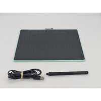 Wacom Intuos Medium Portable Bluetooth Graphics Drawing Tablet Black