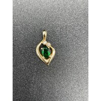 Ladies Solid 9ct 2.2 Grams Yellow Gold Green Gemstone Pendant Fine Jewellery 