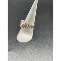 Ladies Solid 18ct White Gold Diamond Ring Fine Jewellery 8.4 Grams Size UK N