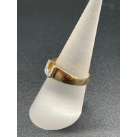 Ladies Solid 9ct Yellow Gold Letter U Ring Fine Jewellery 2.9 Grams Size UK O