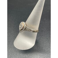 Ladies 9ct Yellow Gold Diamond Engagement Ring (Pre-Owned)