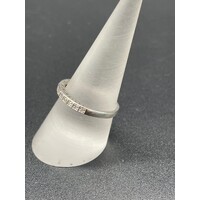 Ladies 9ct White Gold Ring (Pre-Owned)