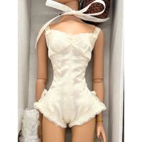 Effanbee Brenda Starr Reporter Wale Messick Essential Brenda Collectable Doll
