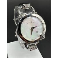 Gucci Chiodo Mother of Pearl Dial Diamond Bangle Bracelet Ladies Watch
