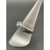 Ladies 9ct White Gold Diamond Ring