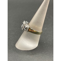 Ladies 10ct Yellow Gold Blue Sapphire and Diamonds Ring