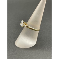 Ladies 9ct Yellow Gold Cubic Zirconia Ring