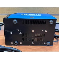Cigweld Weldskill 135 MIG Welder W1004135 Multi Process Inverter MIG Torch Clamp
