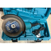  Makita GA9060K 9 Inch 230mm Corded Angle Grinder with Hard Case