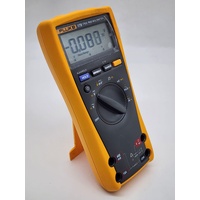 Fluke 179 True RMS Digital Multimeter with Case