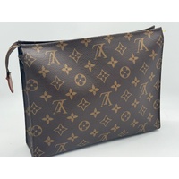Louis Vuitton Monogram Toiletry Pouch 26 with Box and Dust Bag