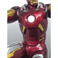 Sideshow Iron Man Mark VII 1/4 Scale Maquette Light Up Statue 1171 of 3000