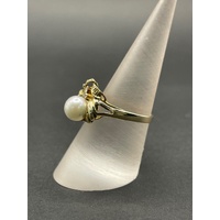 Ladies 18ct Yellow Gold White Pearl Diamond Ring