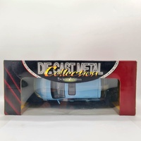Road Signature 2003 Toyota Matrix Deluxe 1:18 Scale Diecast Model Car