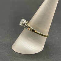 Ladies 9ct Yellow Gold Cubic Zirconia Ring